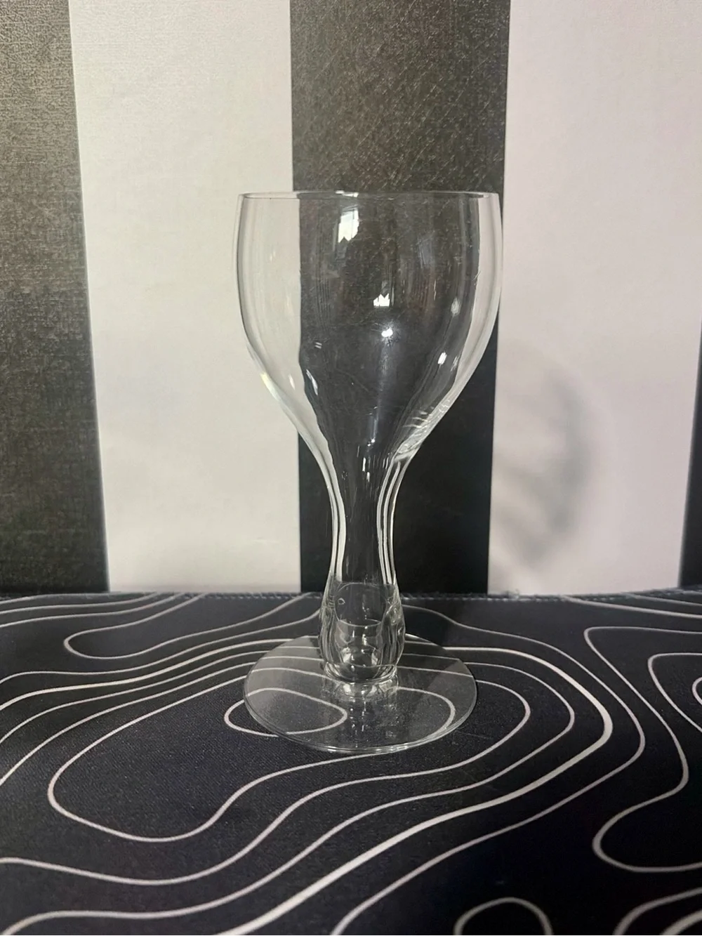 Set of 3 Vintage MCM Hollow Stem Wine Glasses Clear Art Glass 5